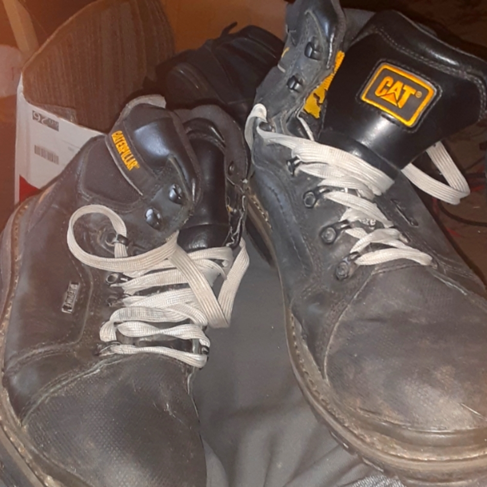 Caterpillar work boots